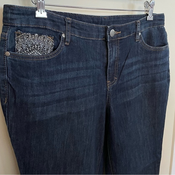NWOT Christopher & Banks Embellished Straight Leg Jeans Size 12 - Picture 4 of 13